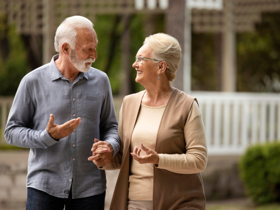 Longevidade em condomínios: como adaptar os espaços e cuidar melhor dos idosos